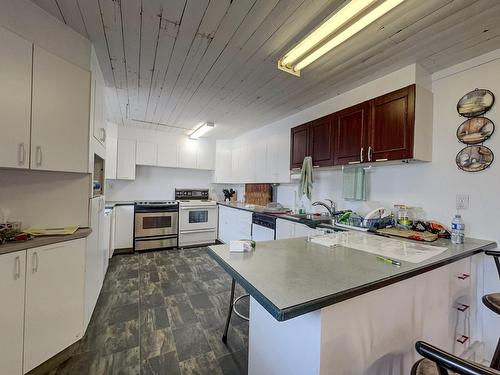 Cuisine - 96 Ch. De La Chapelle, Saint-Sulpice, QC 