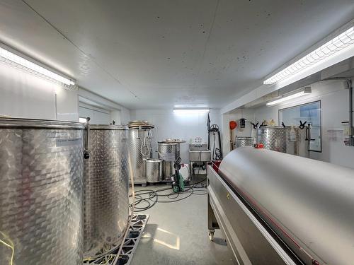 Cave à vin - 96 Ch. De La Chapelle, Saint-Sulpice, QC 