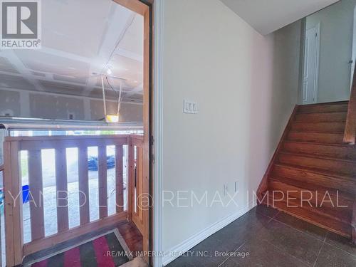 155 Art West Avenue, Newmarket, ON - Indoor Photo Showing Other Room