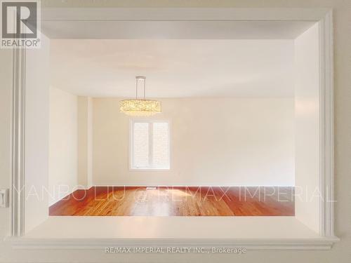 155 Art West Avenue, Newmarket, ON - 