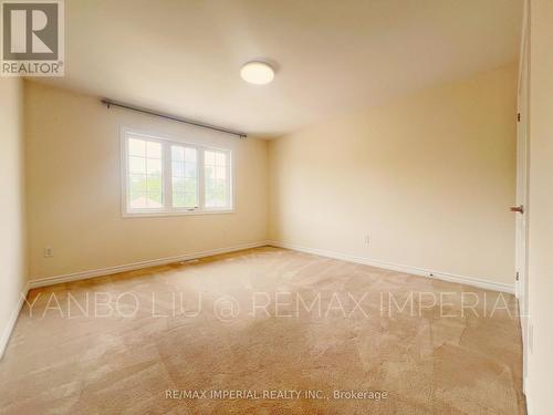 155 Art West Avenue, Newmarket, ON - Indoor Photo Showing Other Room