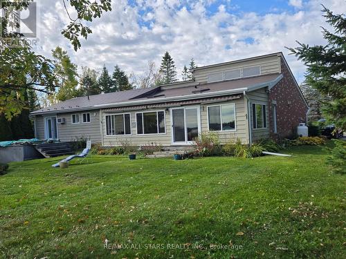 321 Rabys Shore Drive, Kawartha Lakes (Fenelon Falls), ON - Outdoor