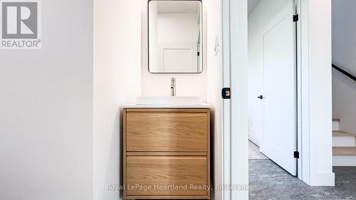 89 Isobel Street, Ashfield-Colborne-Wawanosh (West Wawanosh), ON - Indoor Photo Showing Other Room