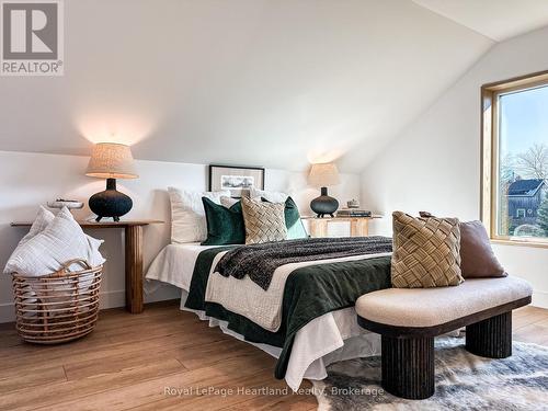 89 Isobel Street, Ashfield-Colborne-Wawanosh (West Wawanosh), ON - Indoor Photo Showing Bedroom