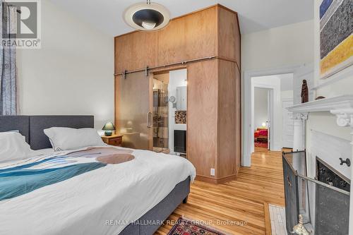 396 Daly Avenue, Ottawa, ON - Indoor Photo Showing Bedroom