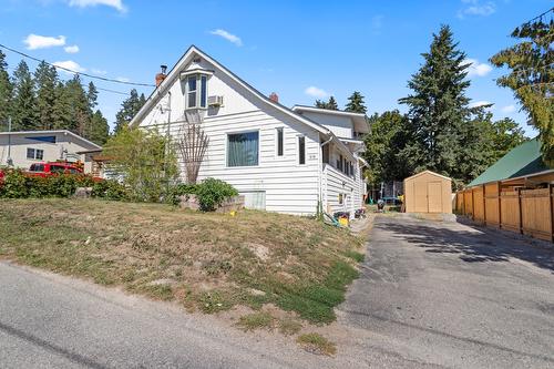 216 24th Avenue  Creston, BC V0B 1G5