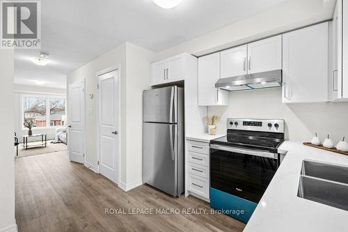15B Bingham Road, Hamilton, ON - Indoor Photo Showing Kitchen