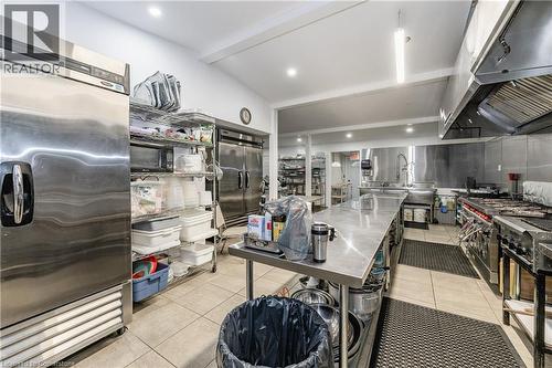 288 Kemp Road W, Grimsby, ON 