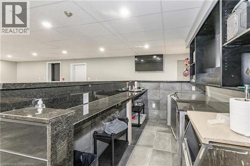 288 Kemp Road W, Grimsby, ON 