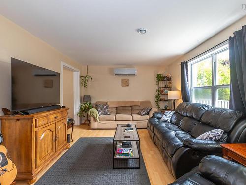 1 Pinecrest Drive, Middleton, NS 