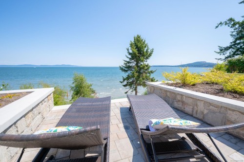 5411 Parker Ave, Saanich, BC 