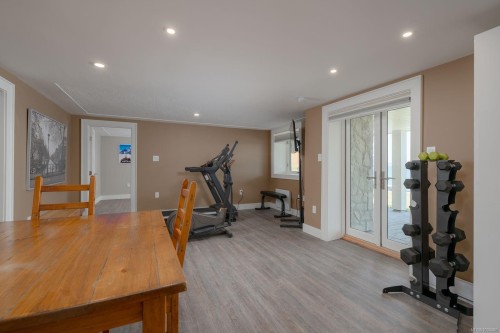 5411 Parker Ave, Saanich, BC 