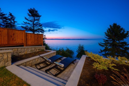 5411 Parker Ave, Saanich, BC 