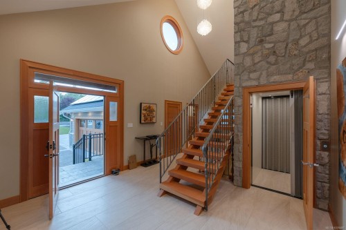 5411 Parker Ave, Saanich, BC 