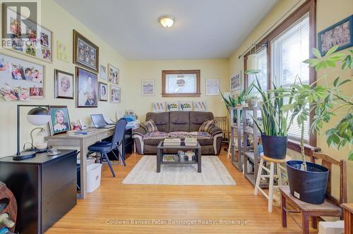 1081 Harriston Road, Howick, ON - Indoor