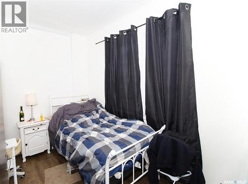 1428 Queen Street, Regina, SK - Indoor Photo Showing Bedroom