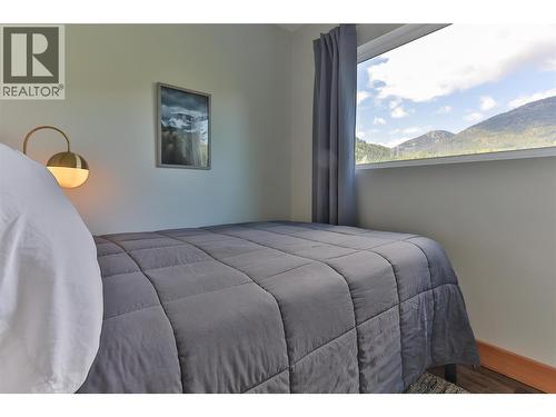 300 Richie Road, Rossland, BC - Indoor Photo Showing Bedroom
