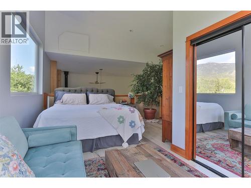 300 Richie Road, Rossland, BC - Indoor Photo Showing Bedroom