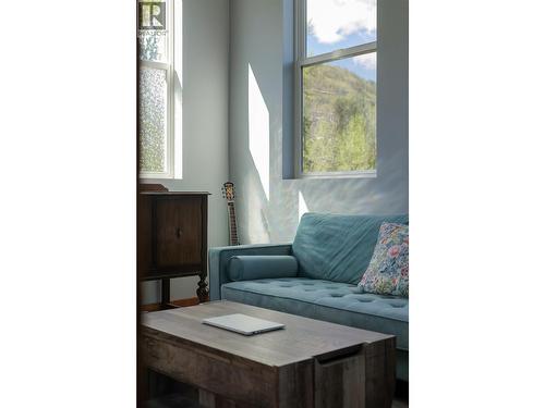 300 Richie Road, Rossland, BC - Indoor