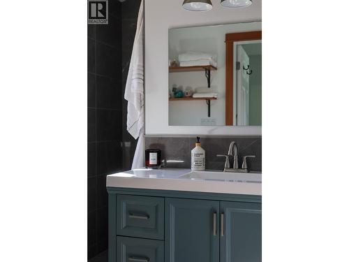 300 Richie Road, Rossland, BC - 