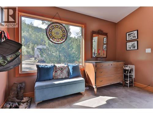 300 Richie Road, Rossland, BC - Indoor