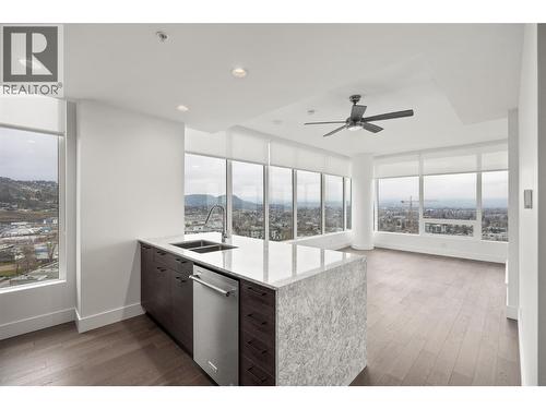 1191 Sunset Drive Unit# 2202, Kelowna, BC - Indoor Photo Showing Kitchen With Double Sink With Upgraded Kitchen