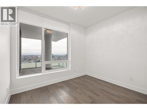 1191 Sunset Drive Unit# 2202, Kelowna, BC - Indoor Photo Showing Other Room