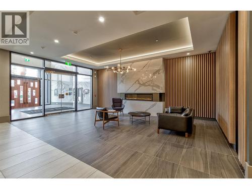 1191 Sunset Drive Unit# 2202, Kelowna, BC - Indoor Photo Showing Other Room