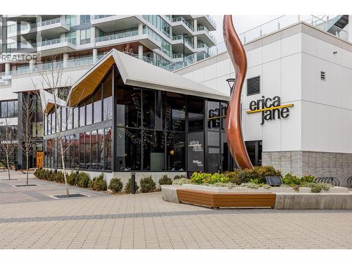 1191 Sunset Drive Unit# 2202, Kelowna, BC - Outdoor With Balcony