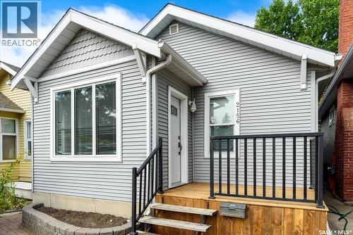 2156 Queen Street, Regina, SK - Outdoor