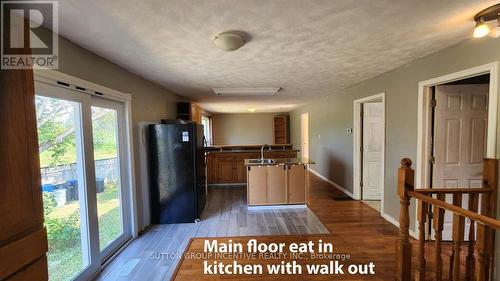 856 Ney Avenue, Tay, ON - Indoor Photo Showing Other Room