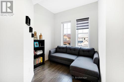 69 Mincing Trail, Brampton, ON - Indoor Photo Showing Living Room