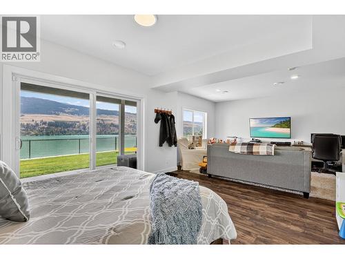 12075 Oceola Road Unit# 25, Lake Country, BC - Indoor Photo Showing Bedroom