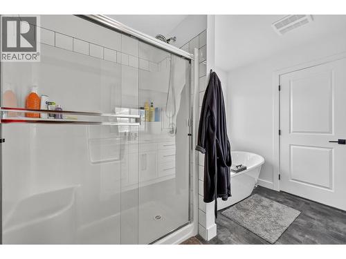 12075 Oceola Road Unit# 25, Lake Country, BC - Indoor Photo Showing Bathroom