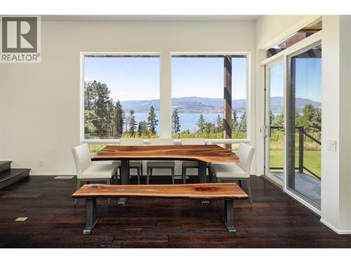 4840 Lakeshore Road, Kelowna, BC - Indoor
