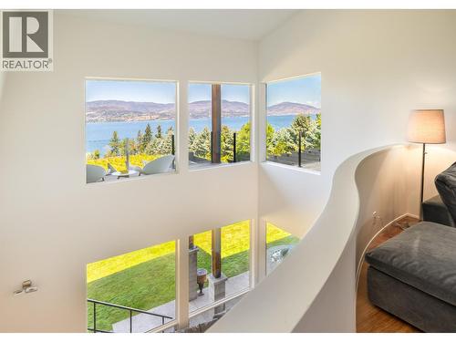 4840 Lakeshore Road, Kelowna, BC - Indoor With Body Of Water