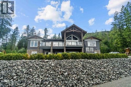 1401 65 Street Sw, Salmon Arm, BC - Outdoor
