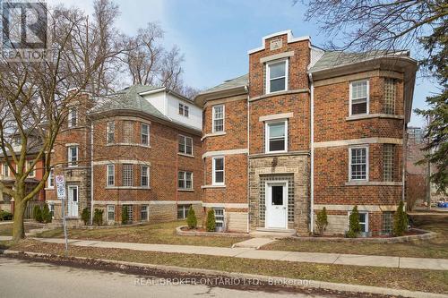 86 Union Boulevard, Kitchener, ON - Outdoor With Facade
