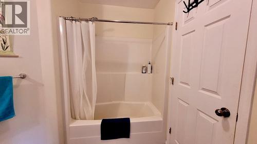 428 Beasley Crescent W, Nelson, BC - Indoor Photo Showing Bathroom
