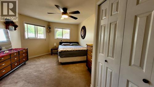 428 Beasley Crescent W, Nelson, BC - Indoor Photo Showing Bedroom