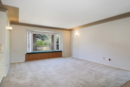 2099 Idiens Way, Comox, BC 