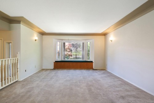 2099 Idiens Way, Comox, BC 