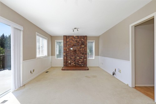 2099 Idiens Way, Comox, BC 