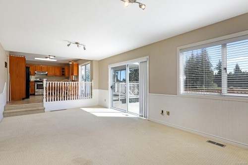 2099 Idiens Way, Comox, BC 