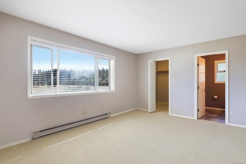 2099 Idiens Way, Comox, BC 