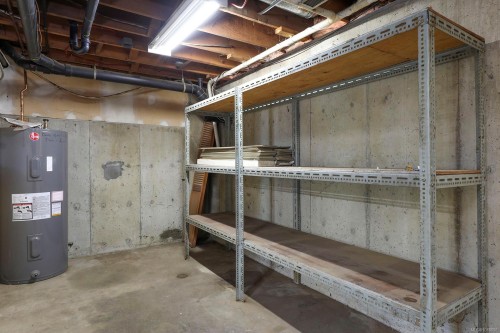 2099 Idiens Way, Comox, BC 