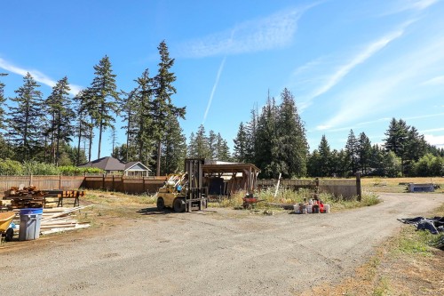 2099 Idiens Way, Comox, BC 