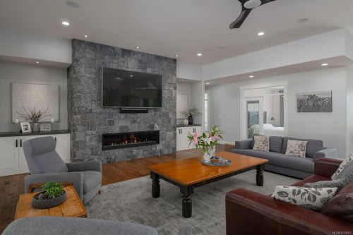 6181 Chase Dr, Port Alberni, BC 