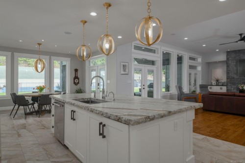 6181 Chase Dr, Port Alberni, BC 