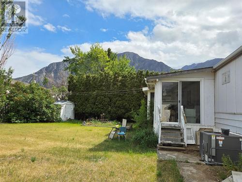 405 Vanderlinde Drive, Keremeos, BC - Outdoor